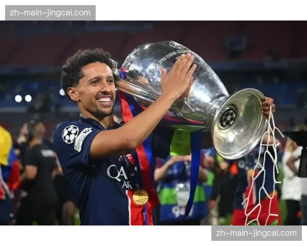 国际米兰主场1-1战平巴黎，马尔基尼奥斯补时救主。